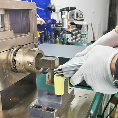 سعر جيد جديد الطاقة للسيارات بالموجات فوق الصوتية بطارية خلية الحقيبة لحام 20 كيلو هرتز مع التحكم PLC الانترنت